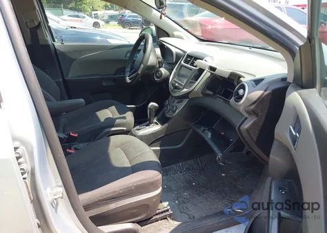 2017 Chevrolet Sonic Lt from USA, damaged, VIN 1G1JD5SH8H4103687